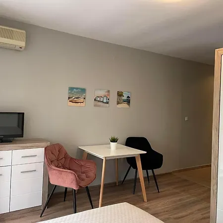 Апартамент Noks Sp Apartments-elenite